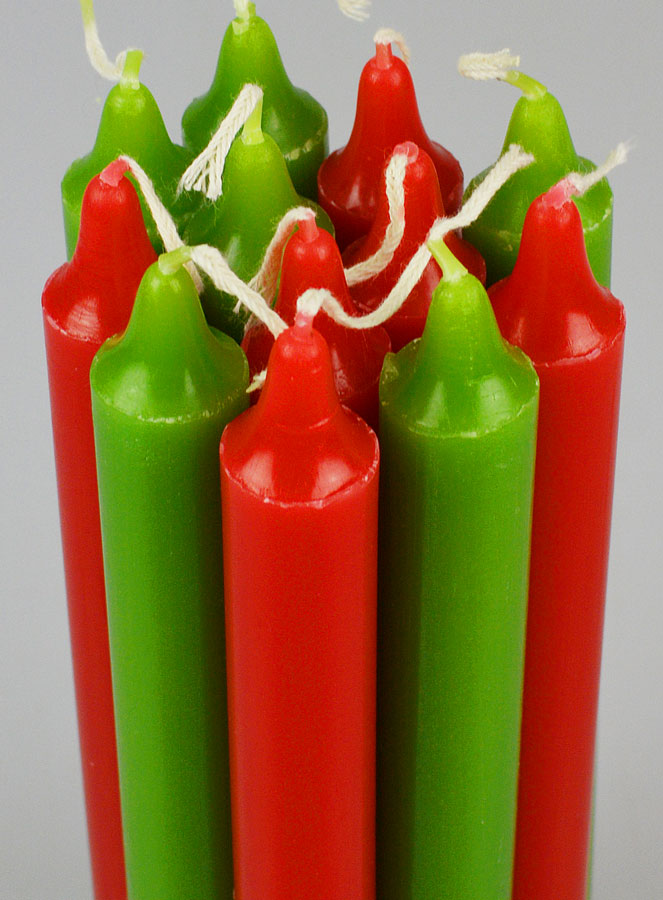 12 Bougies de Noël Teintées Masse Couleur Rouge et Verte (pic 4)