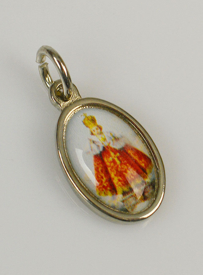 Médaille Enfant Jésus de Prague Argentée - 14 mm (pic 3)
