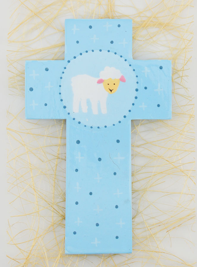 Croix Enfant en Bois Petite Brebis Bleu - 12 cm (pic 1)