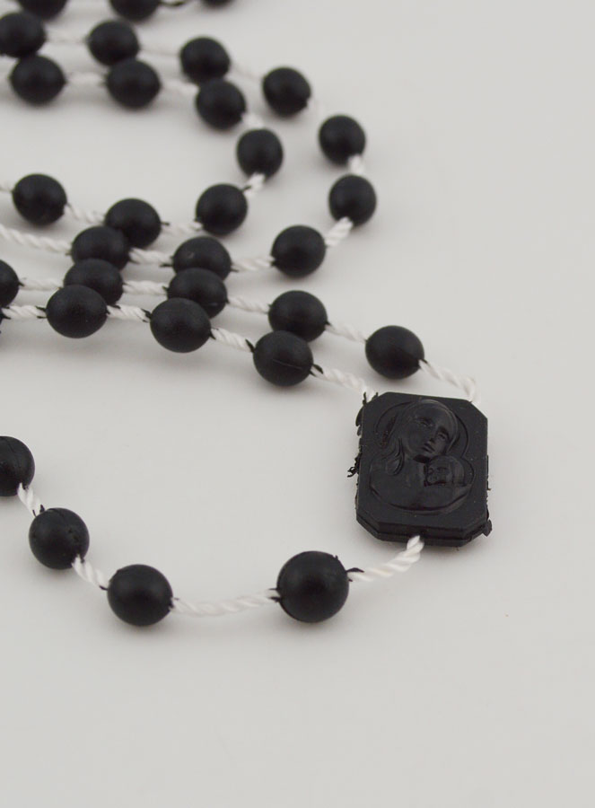 Chapelet Noir (pic 4)