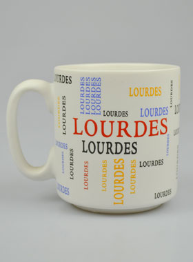 Mug de Lourdes - Lettres couleurs - 8 cm (pic 1)