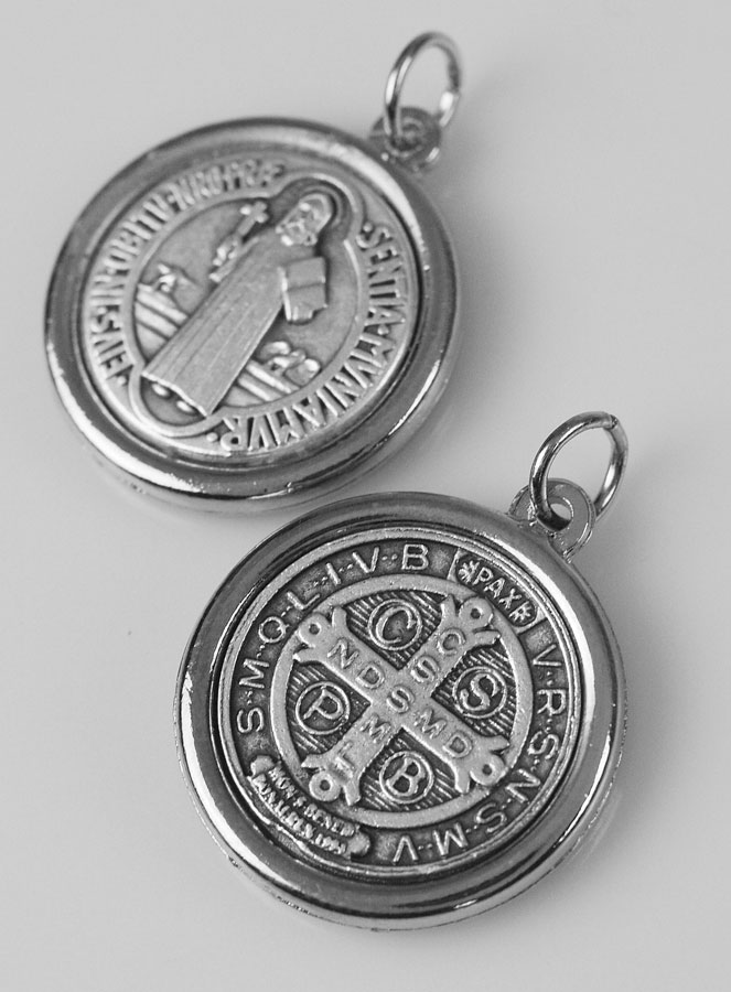 Médaille de Saint Benoit 25 mm (pic 2)