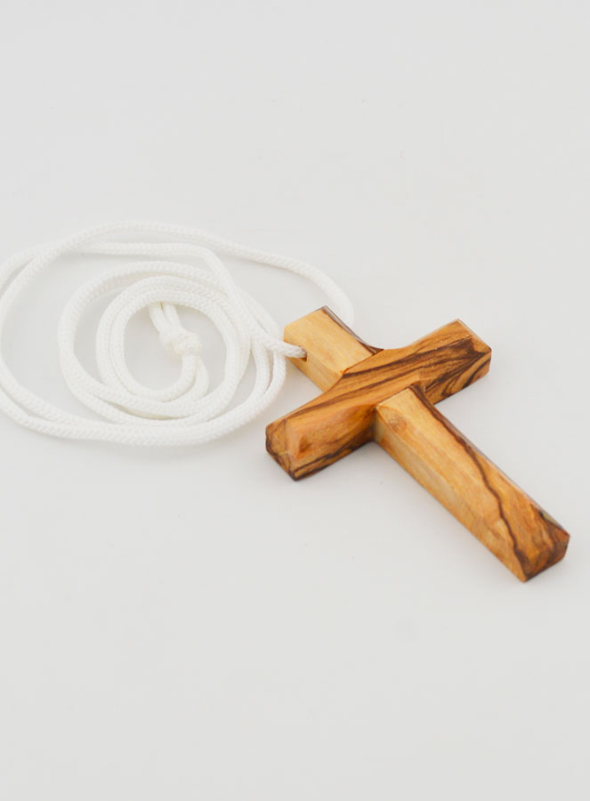Croix d'Aube de Communion en Bois d'Olivier avec Cordon (pic 3)