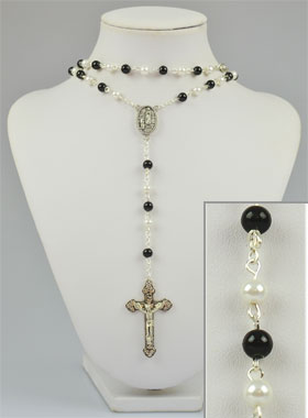 Collier Chapelet en Perles de Nacre Noir et Blanc sur Chaîne (pic 1)