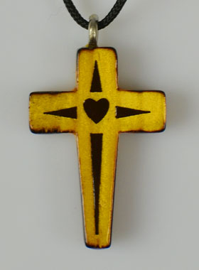 Pendentif Croix en Bois (pic 1)