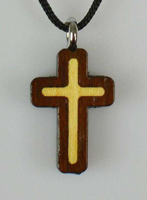 Pendentif Croix Classique en Bois (pic 2)
