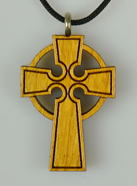Pendentif Croix Celte en Bois (pic 1)