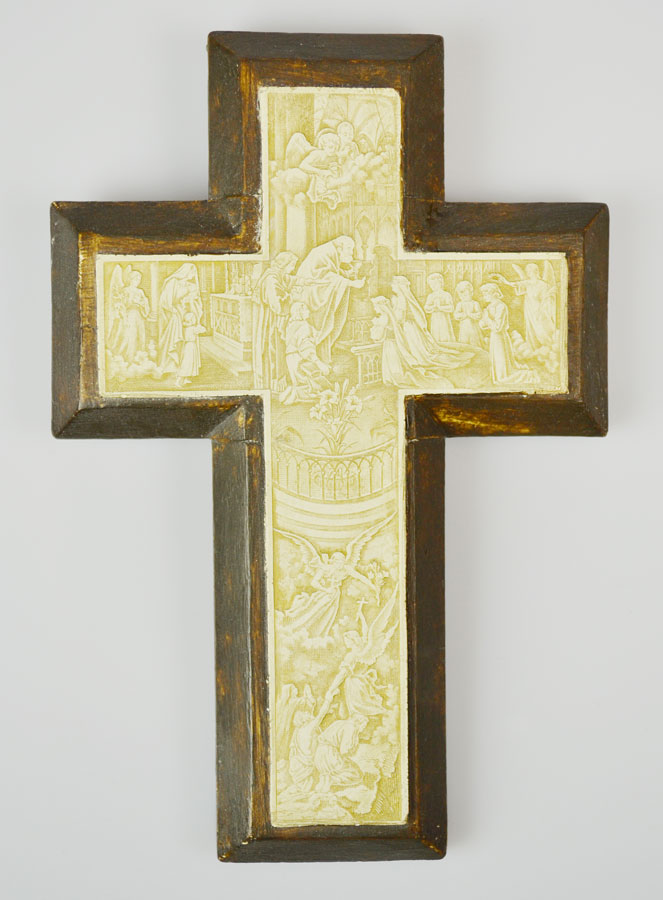 Croix de Communion en Plâtre (pic 1)