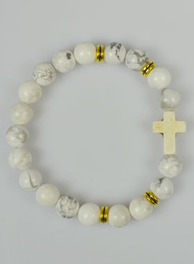 Bracelet Religieux en Howlite et Croix (pic 1)