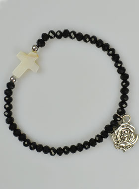 Bracelet Religieux en Cristal Noir et Croix en Nacre (pic 1)
