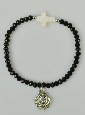Bracelet Religieux en Cristal Noir et Croix en Nacre (pic 1)