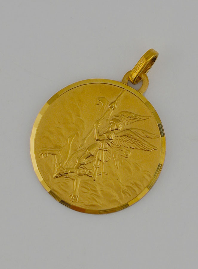 Médaille Saint Michel Archange en Or Massif 18 Carats - 12 mm (pic 3)