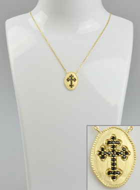 Collier Religieux Croix Diamants Or - Plaqué Or 18k (pic 1)