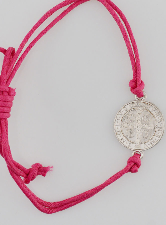 Bracelet Médaille de Saint Benoît - Rose Fuschia (pic 4)