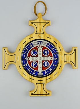 Grande Médaille Croix de Saint Benoît en Bois d'Olivier - 20 X 20cm (pic 1)