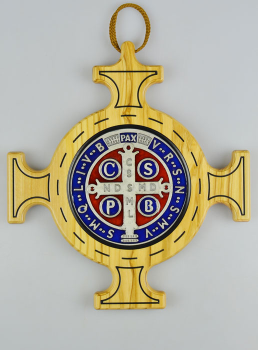 Grande Médaille Croix de Saint Benoît en Bois d'Olivier - 20 X 20cm (pic 2)
