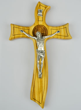Croix en Bois d'Olivier de Saint Benoît (pic 1)
