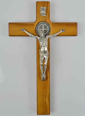 Crucifix de Saint Benoît en Bois - 25cm (pic 1)