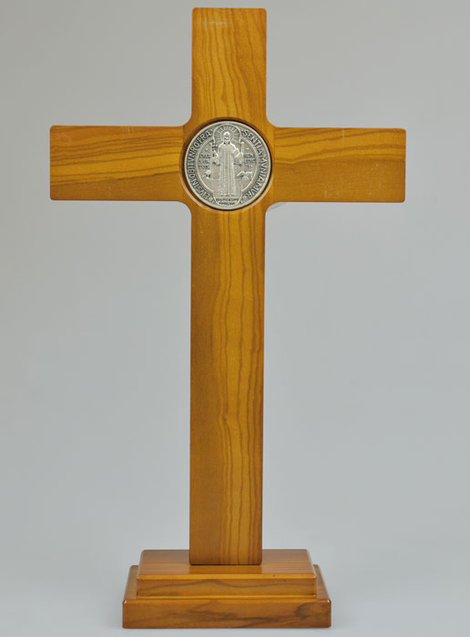 Croix de Saint Benoît en Bois - 33cm (pic 3)