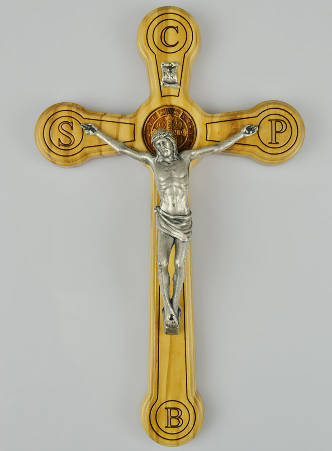 Crucifix de Saint Benoît en Bois d'Olivier - 20x12cm (pic 2)