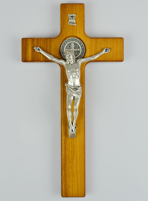 Croix de Saint Benoît en Bois Foncé - 20 x11cm (pic 2)