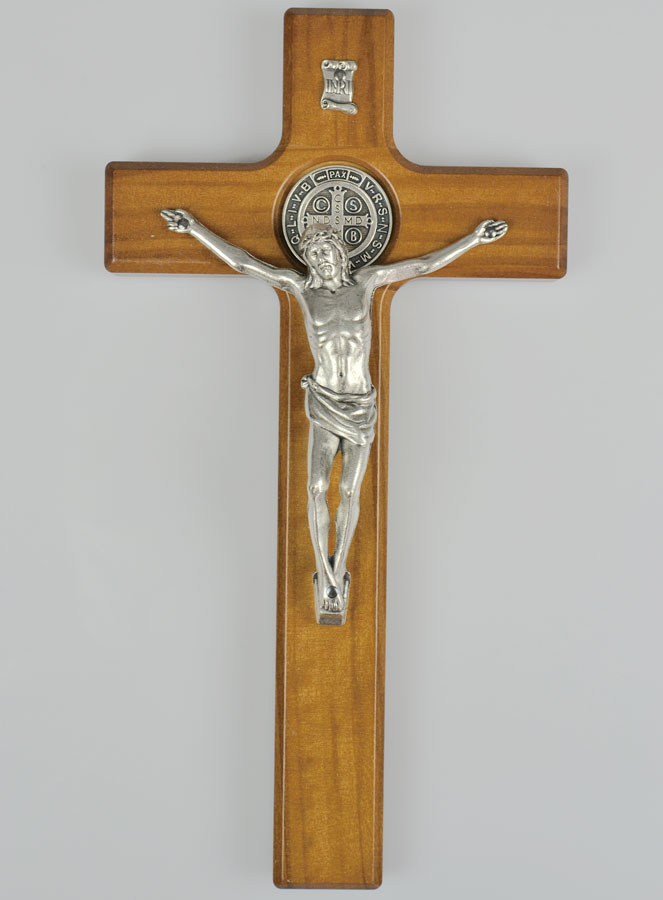 Crucifix de Saint Benoît en Bois Foncé - 20 x11cm (pic 2)