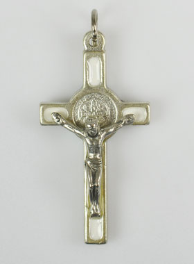 Pendentif Croix de Saint Benoit - Blanche (pic 1)