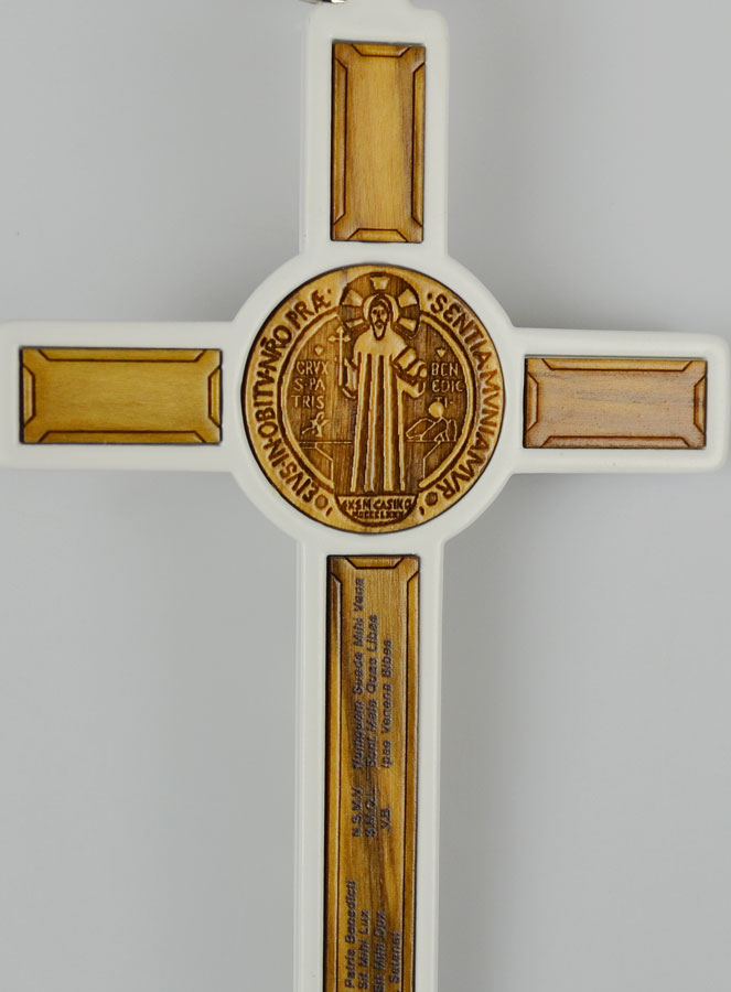 Croix de Saint Benoît en Bois - Blanche - 13cm (pic 4)