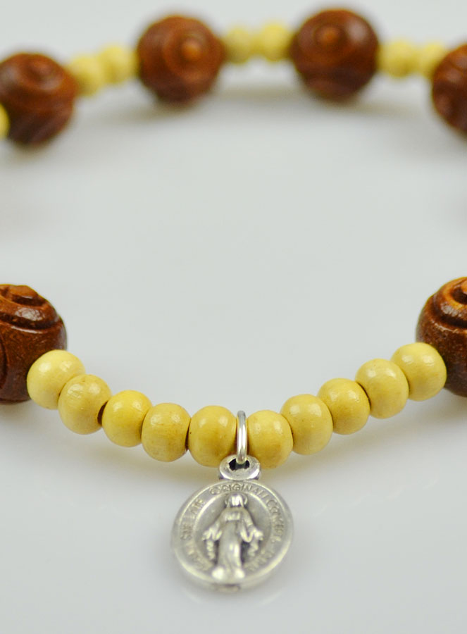 Bracelet Dizainier Grains en Bois Clair & Foncé - Médaille Miraculeuse (pic 4)