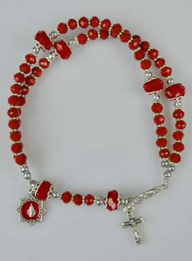 Bracelet Dizainier en Cristal Serti Rouge - Croix & Médaille Miraculeuse (pic 1)