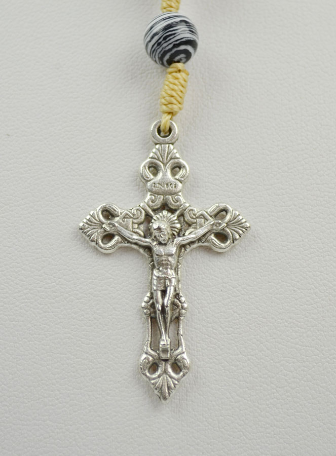 Chapelet en Pierre de Malachite Noire et Blanche sur Cordelette (pic 4)