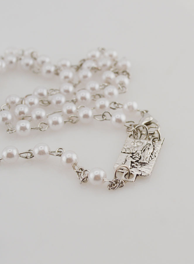 Chapelet Nacre Blanc Boîte Cadeau  - 40 cm (pic 4)