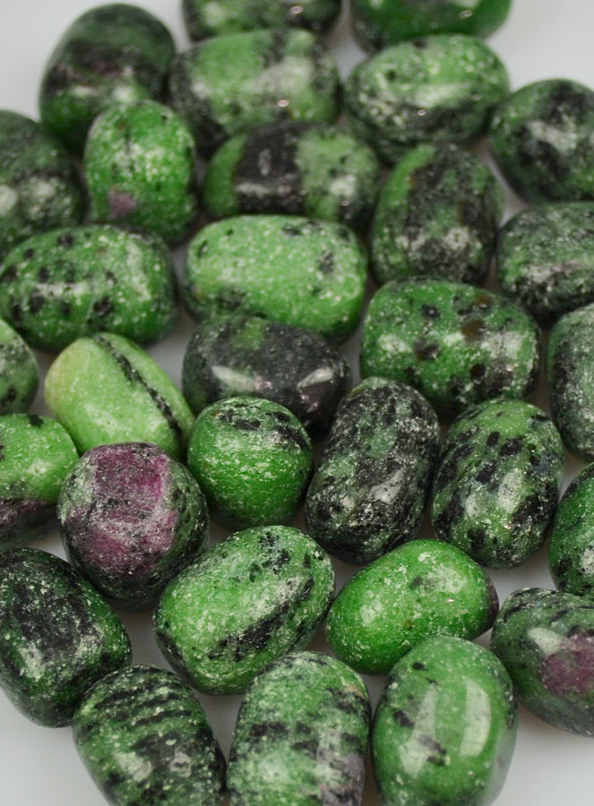 Pierre Roulée Rubis Zoïsite AA (pic 2)