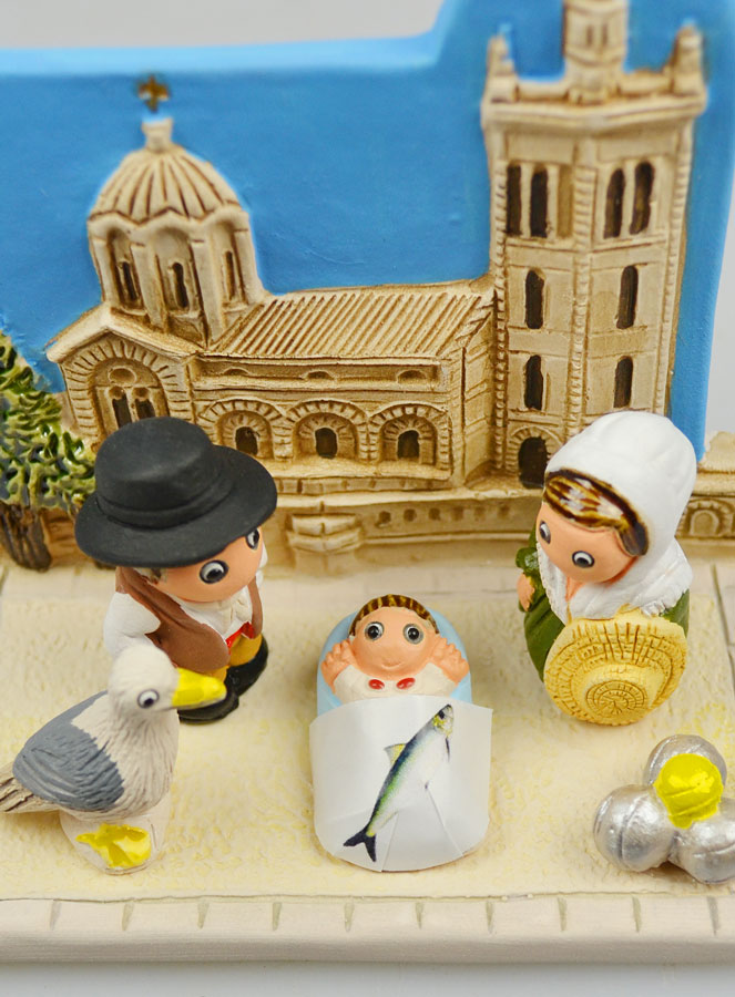 Crèche de Noël du Monde - Marseille: Notre Dame de la Garde (pic 3)