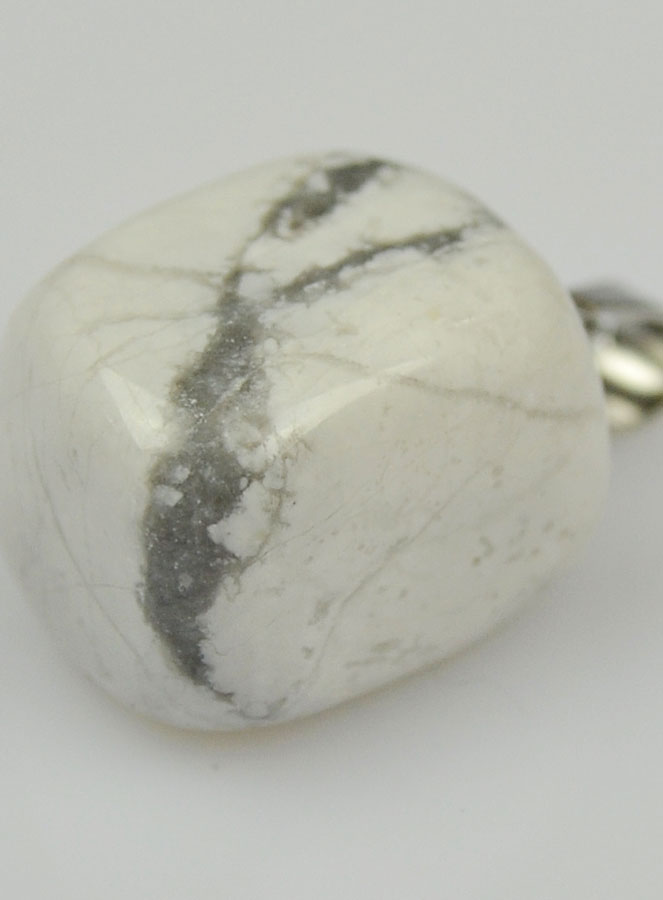 Pendentif en Pierre d'Howlite - 10mm (pic 4)