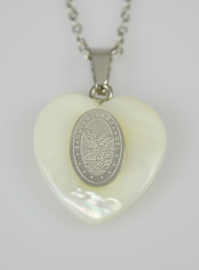 Collier Religieux Coeur de Nacre & Médaille St Michel - Argent (pic 2)