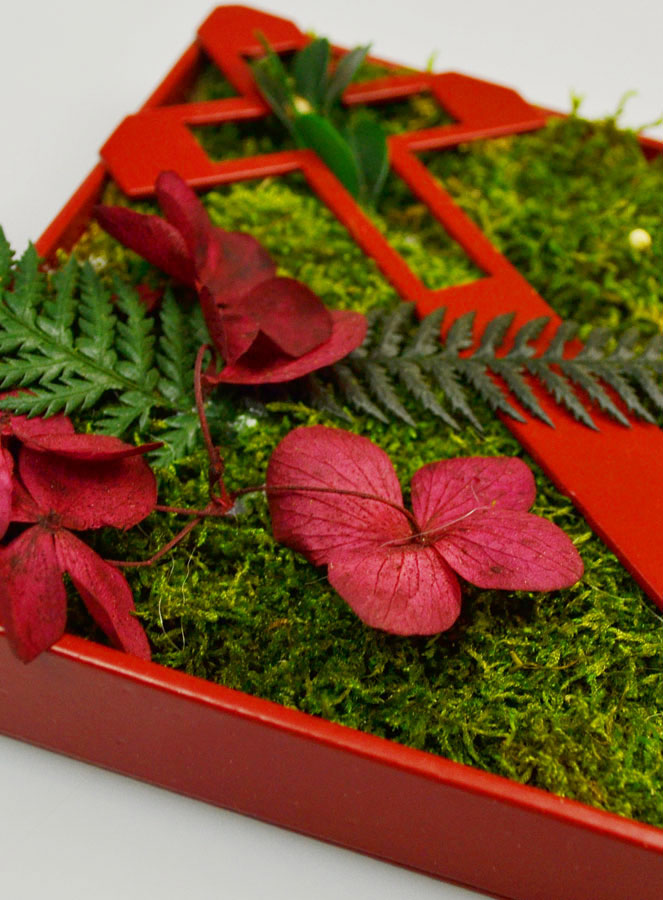 Décoration Florale Stabilisée - Croix Bronze Rouge (pic 4)
