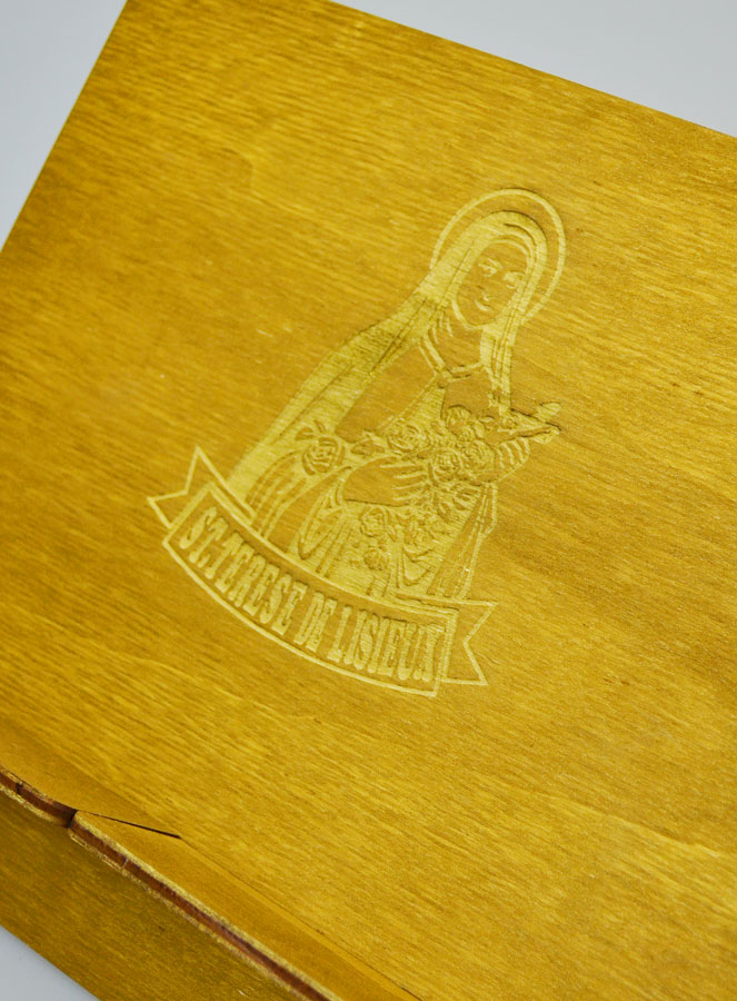 Pupitre Lutrin pour Bible - Gravé Ste Thérèse de Lisieux (pic 3)