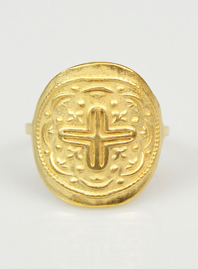 Bague Croix du Christ Sculptée - Plaqué Or - Taille 50 (pic 1)