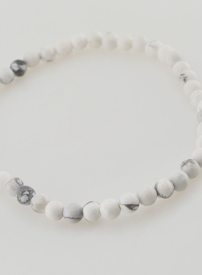 Bracelet en Pierre Naturelle d'Howlite - 4mm (pic 4)