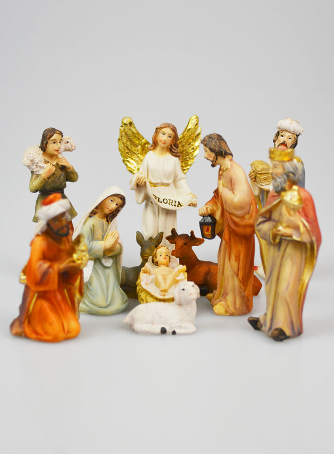 Crèche de Noël 11 Santons de 7cm (pic 1)