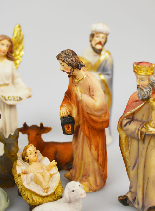 Crèche de Noël 11 Santons de 7cm (pic 3)
