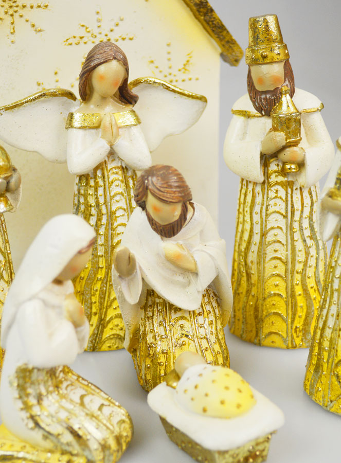 Crèche de Noël 8 Santons de 15cm & Cabane (pic 3)