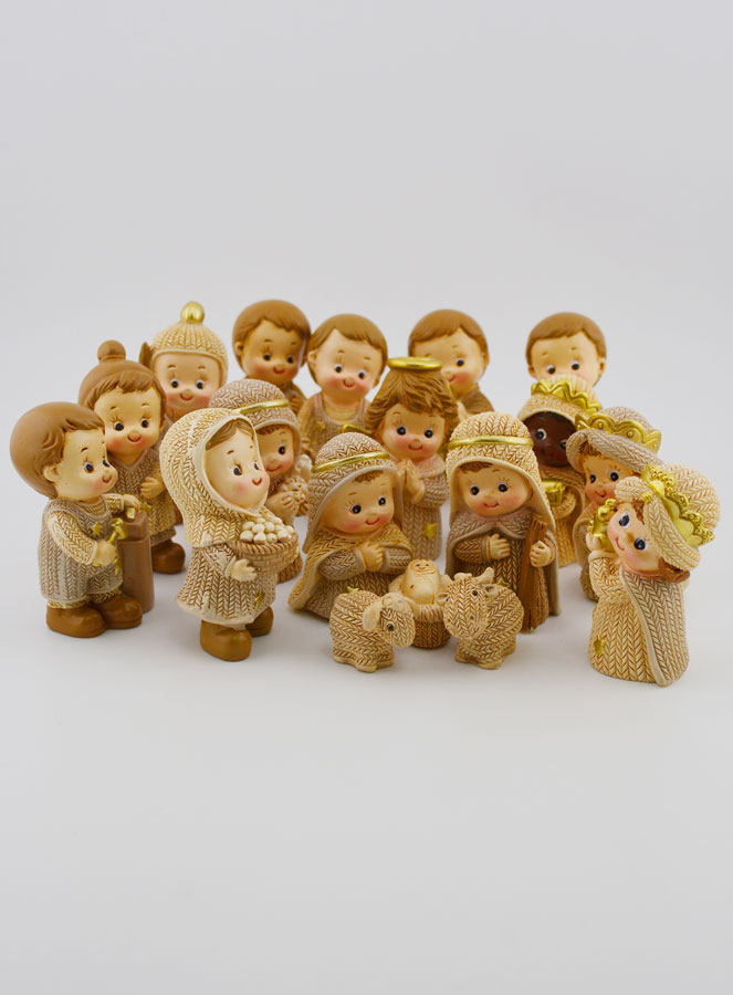 Crèche de Noël Enfantine 18 Santons - 5cm (pic 1)