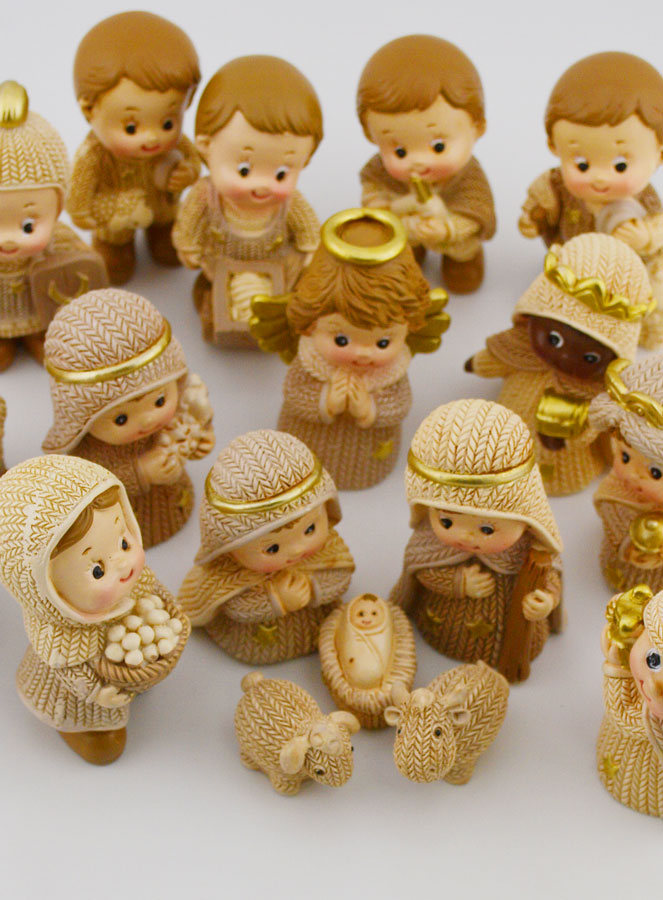 Crèche de Noël Enfantine 18 Santons - 5cm (pic 2)
