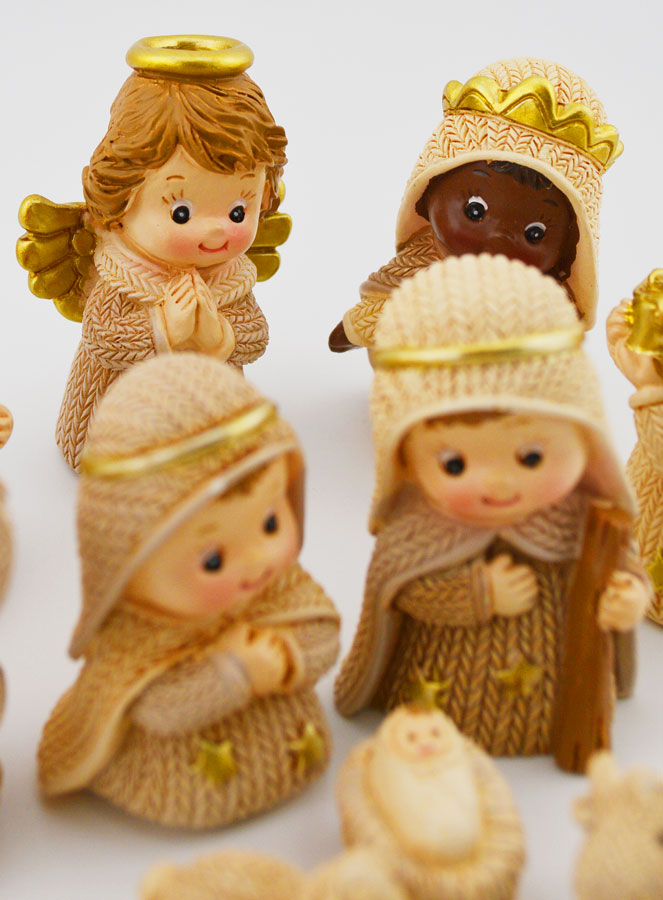 Crèche de Noël Enfantine 10 Santons - 5cm (pic 3)