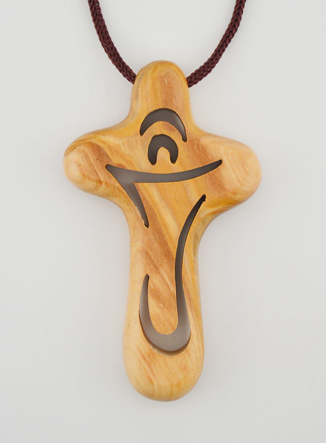 Croix d'Aube Ajourée en Bois d'Olivier de Première Communion - 8 cm (pic 1)