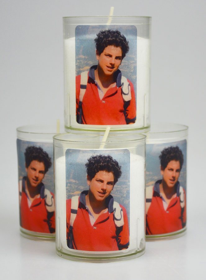 Lot de 4 Bougies Veilleuses Bienheureux Carlo Acutis (pic 1)