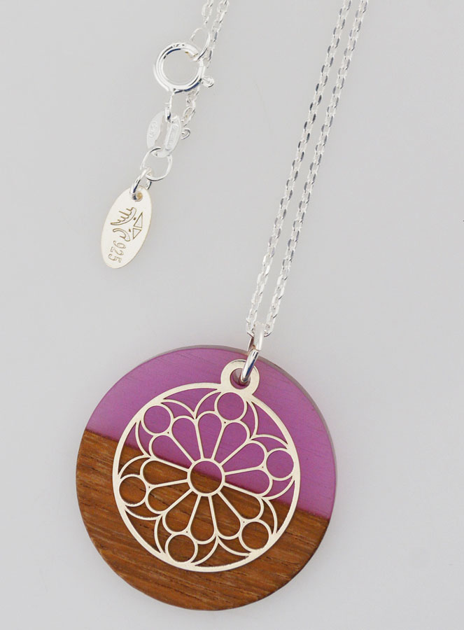 Collier Religieux en Argent - Pendentif Bois Résine & Vitrail (pic 4)