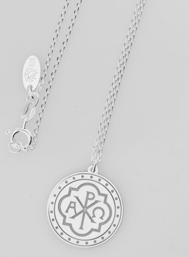 Collier Religieux Monogramme du Christ Gravé - 20mm (pic 1)